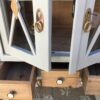 PRODÁNO Starožitná závěsná skříňka po renovaci